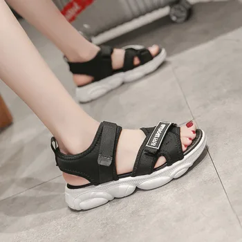 2019 letnie białe uliczne płaskie sandały Damskie sportowe sandały na platformie wygodne miękkie rzymskie sandały dla kobiet obuwie plażowe czarny