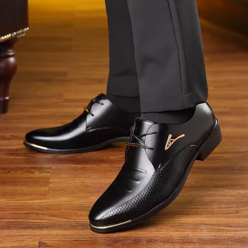 Luksusowe markowe klasyczne męskie buty z ostrym czubkiem męskie lakierowane czarne buty ślubne оксфордские buty wieczorowe duże rozmiary moda